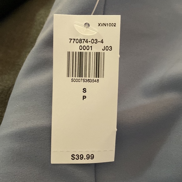 OLD NAVY Workout Top - Picture 4 of 4